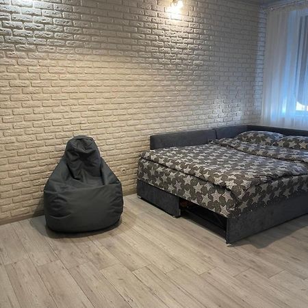050 Уютные Апартаменты Жк «Софиевская Слободка» วิชเนเว ภายนอก รูปภาพ
